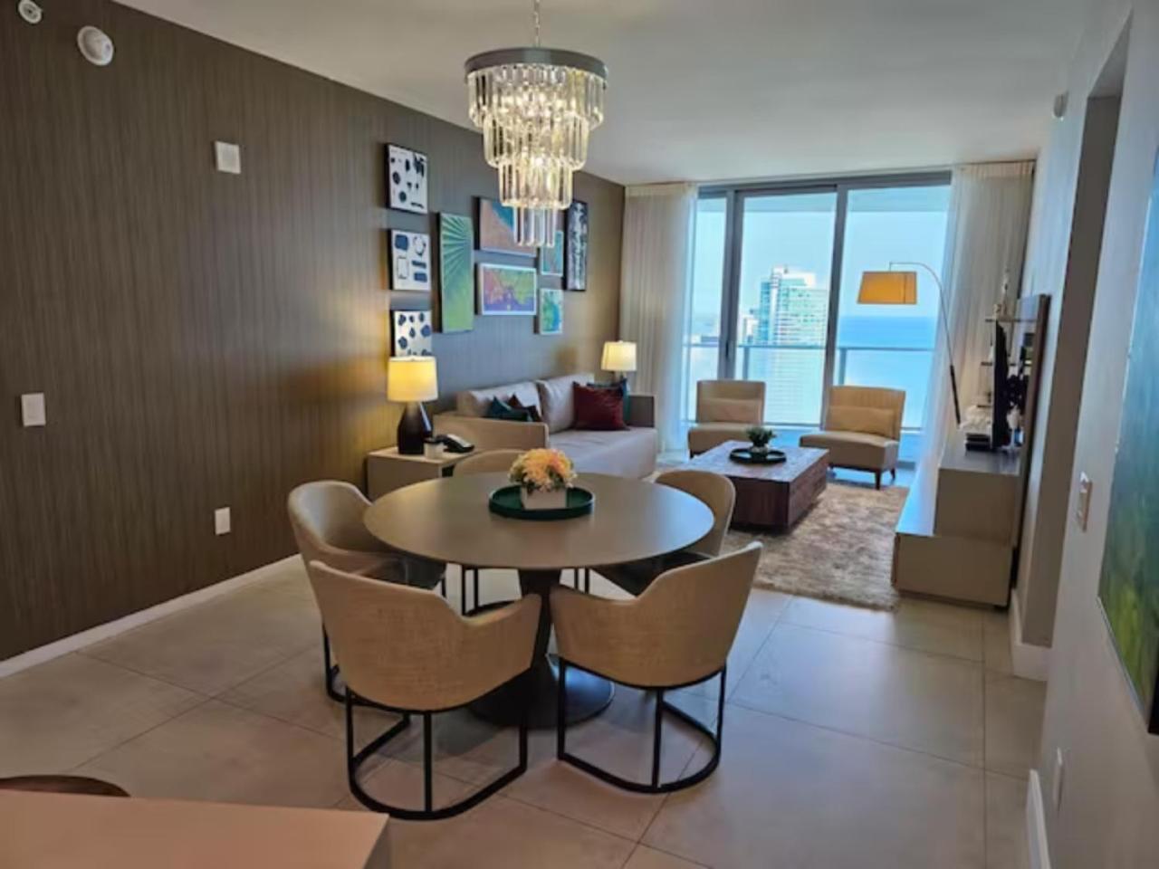 Lyfe Residence Building - Private Apts Over The Beach Hollywood Exteriör bild