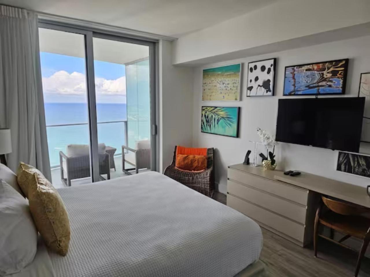 Lyfe Residence Building - Private Apts Over The Beach Hollywood Exteriör bild