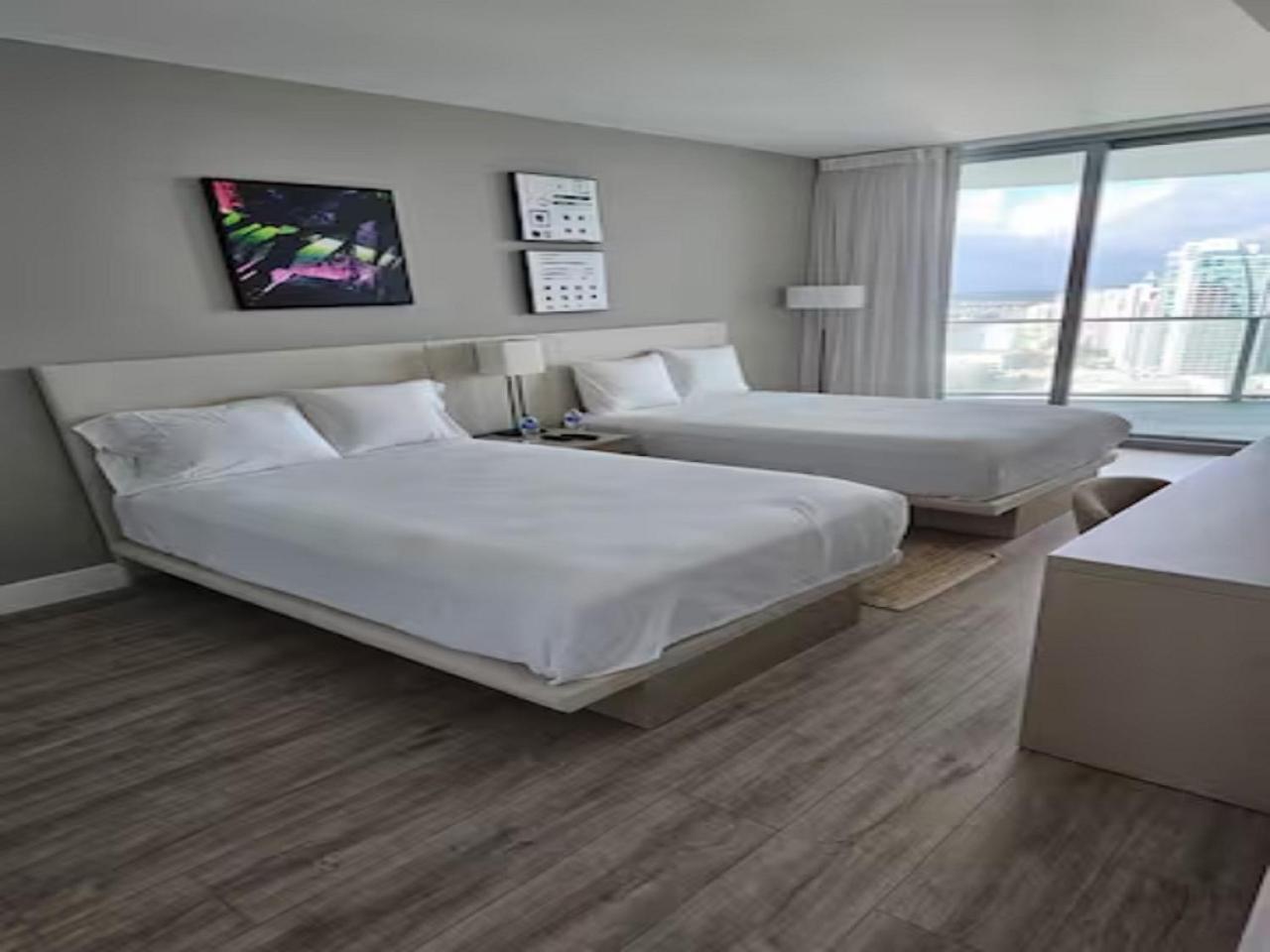 Lyfe Residence Building - Private Apts Over The Beach Hollywood Exteriör bild